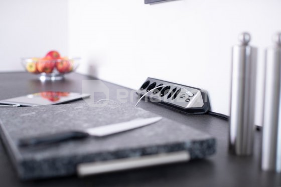 დამაგრძელებელი კუთხე 6 Brennenstuhl 2მ 2 USB ვერცხლისფერი შავი