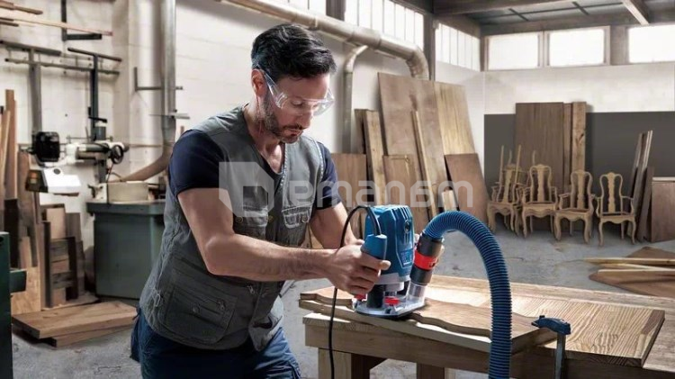 ფრეზერი Bosch GOF 130 Professional 1300W (06016B7000)