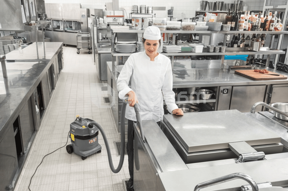 მტვერსასრუტი სველი და მშრალი დალაგების პროფესიონალური Karcher NT 22/1 Ap Te L 1300W