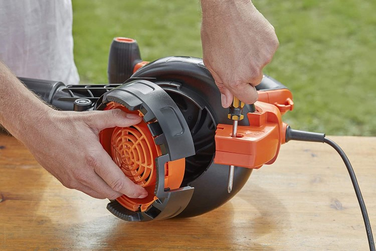 მტვერსასრუტი ბაღის Black+Decker BEBLV300-QS 3000W