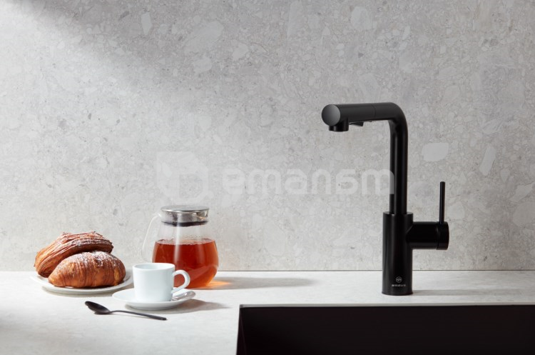 სამზარეულოს ონკანი KFA DUERO BASIC BLACK გამოსაწევი ხორთუმით