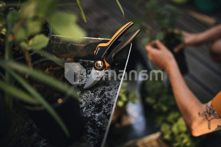 სეკატორი Fiskars PowerGear L P961 26 მმ