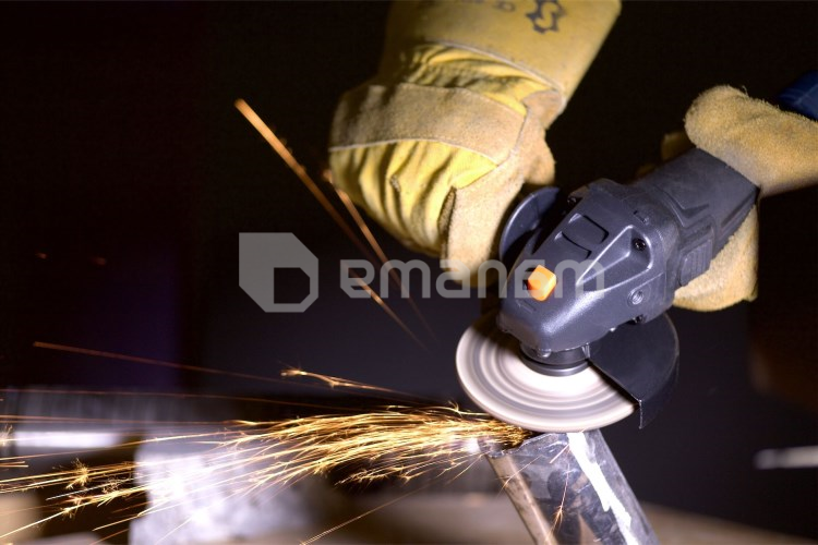 კუთხის სახეხი მანქანა Ferm AGM1087 850W