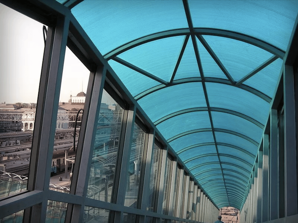 ფიჭური პოლიკარბონატი "WÖGGEL" ზურმუხტისფერი 6მმ