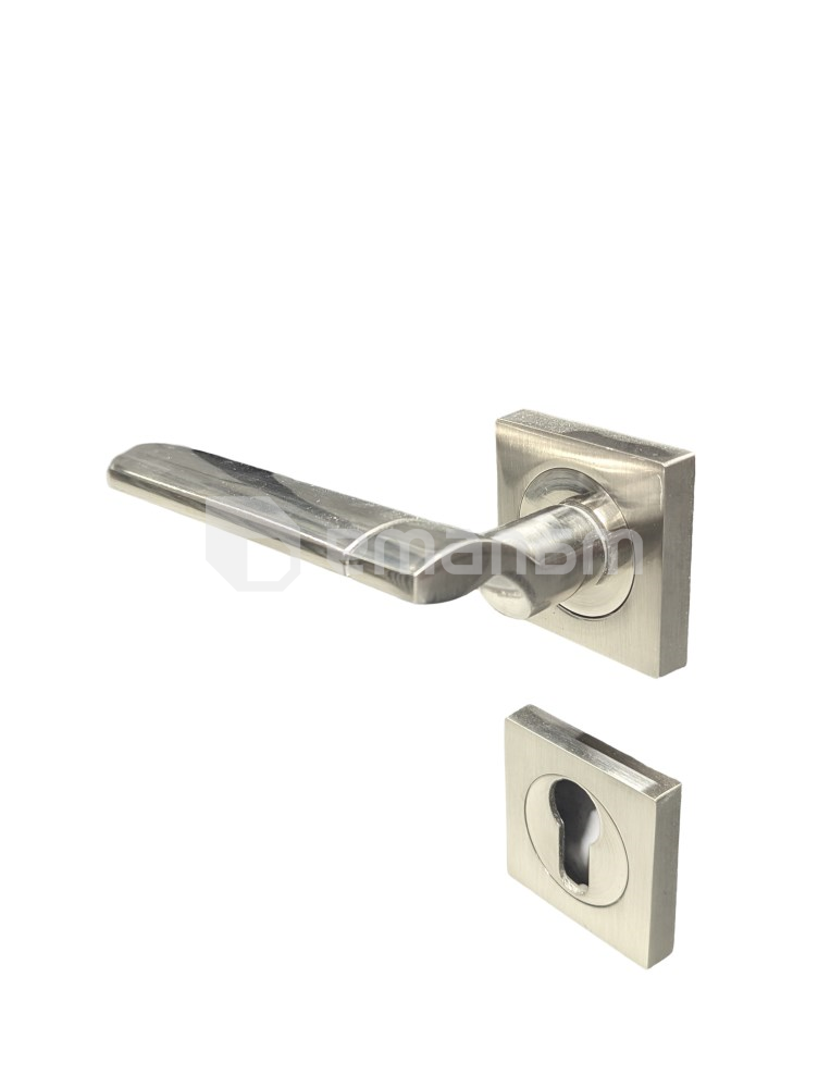 სახელური როზეტით Punto R02 A 103-C SN + ზესადები ცილინდრი