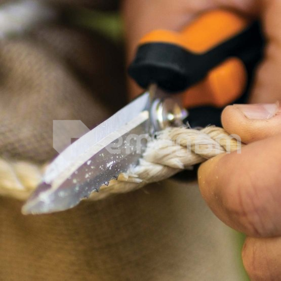 მაკრატელი მრავალფუნქციური Fiskars SP-320