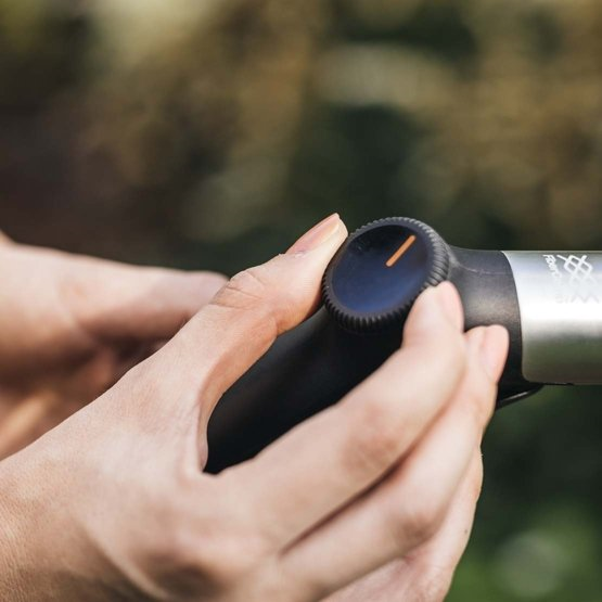 სარწყავი პისტოლეტი რეგულირებადი Fiskars 1067193