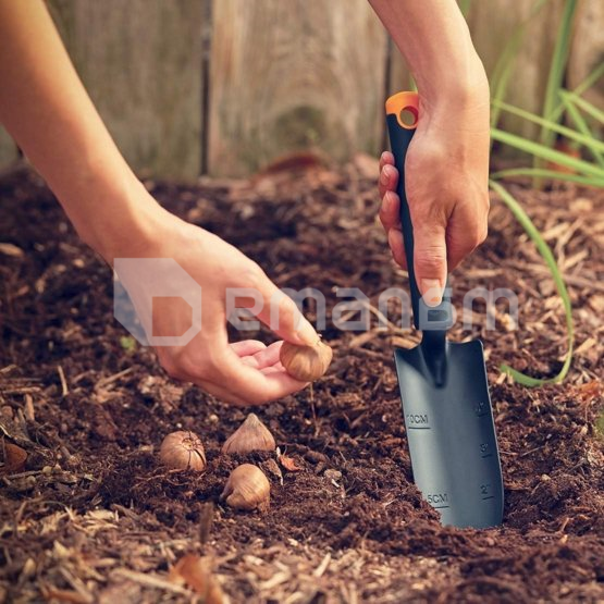 გადასარგველი ნიჩაბი Fiskars Ergo Transplanter