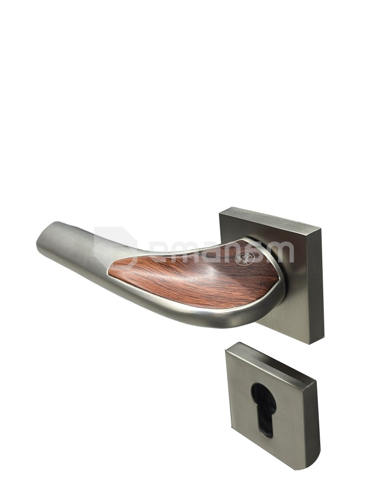 სახელური როზეტით Kerry 328-E698 + ზესადები ცილინდრი