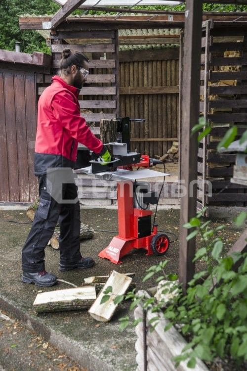 შეშის ელექტროსაჩეხი ვერტიკალური Al-Ko LSV 560/8 3300W