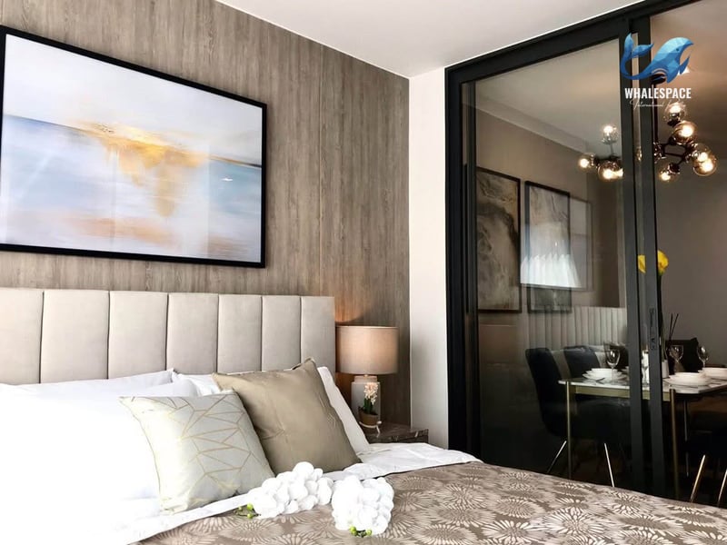 Life One Wireless — Unblocked Central Embassy View | Prime Wireless Road 1BR photo 4