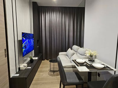 The Crest Park Residences — Luxury 35th Floor City View | 3m High Ceilings | Direct Access to Ha Yaek Lat Phrao Interchange