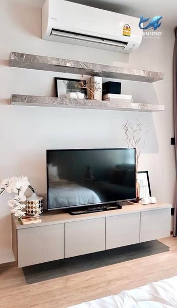 Life One Wireless — Unblocked Central Embassy View | Prime Wireless Road 1BR photo 2