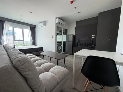 Regent Home Bangna — Golf Course View | Fully Furnished | 350m to BTS Bang Na