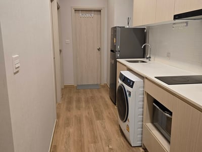 Metris Rama 9 - Ramkhamhaeng — Pet-Friendly Living | Near ARL | Rama 9 photo 3