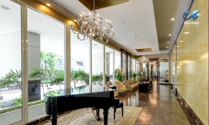 Ivy Thonglor photo 3