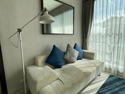 Rhythm Sukhumvit 42 — شقة فاخرة مفروشة بالكامل | بجوار BTS إكاماي