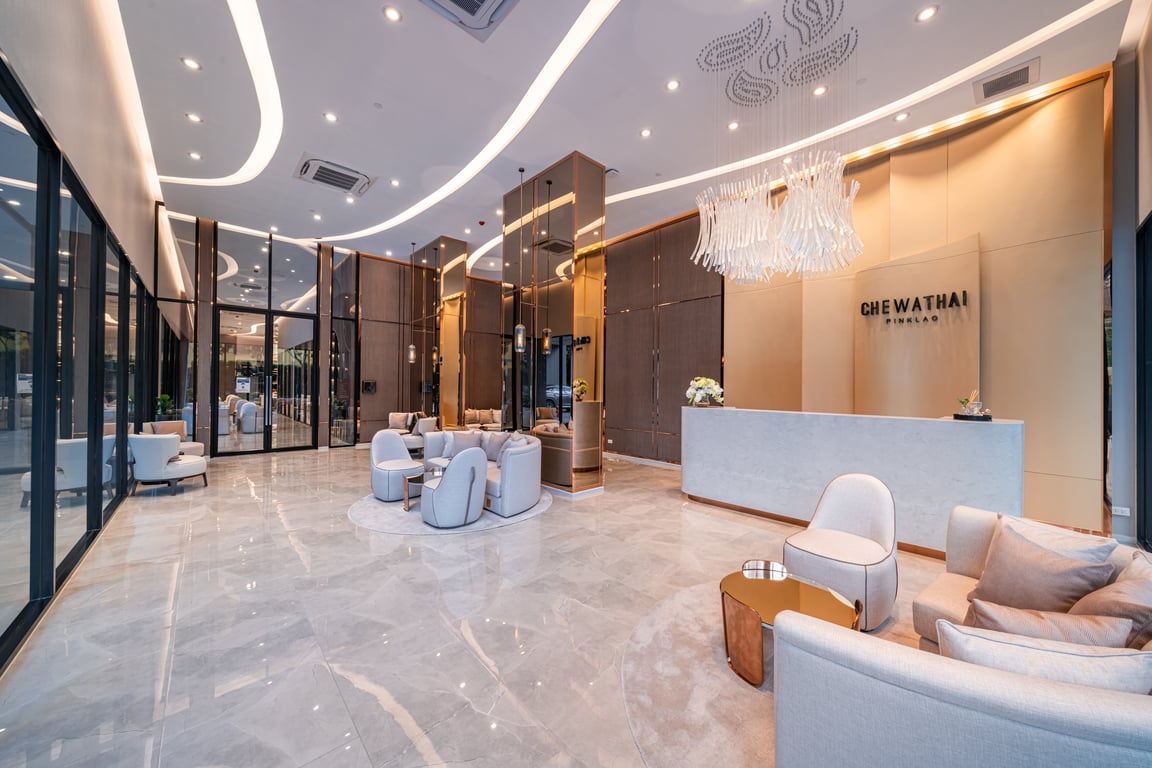 ชีวาทัย ปิ่นเกล้า