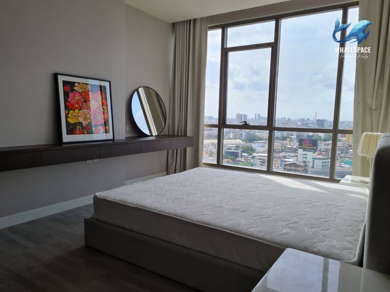 The Room Rama 4 — Spacious City Living | Near MRT & Expressway photo 2