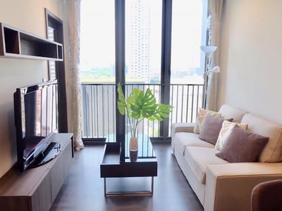 The LINE Asoke-Ratchada — Smart Living | City View | Near MRT Rama 9