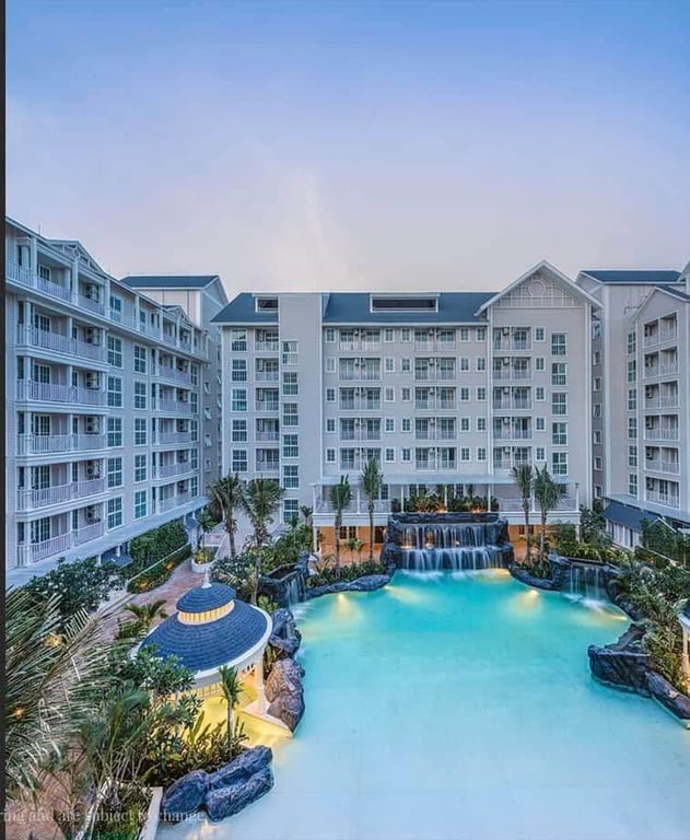 Grand Florida Beachfront Condo Resort Pattaya