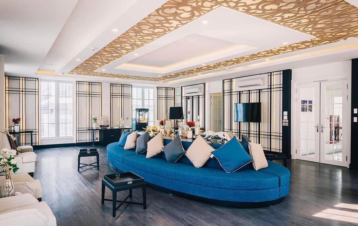 Grand Florida Beachfront Condo Resort Pattaya