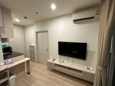 Noble Revolve Ratchada - Modern 1BR Condo Near MRT Thailand Cultural Centre