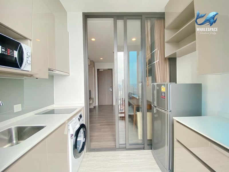 Whizdom Essence Sukhumvit — Premium City Living | Direct BTS Access photo 3