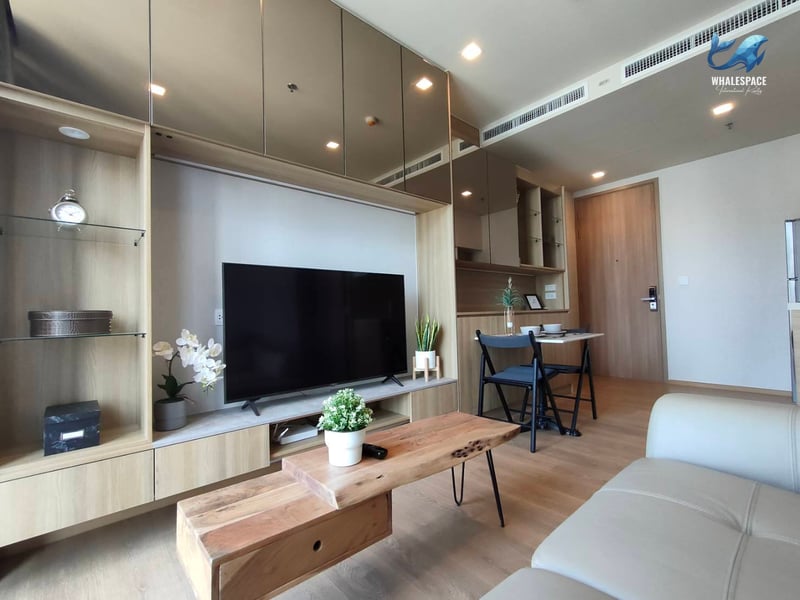 Noble Around Sukhumvit 33 — High Floor Fully Furnished | Near BTS Phrom Phong