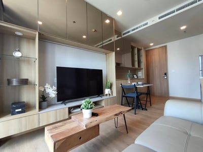 Noble Around Sukhumvit 33 — High Floor Fully Furnished | Near BTS Phrom Phong