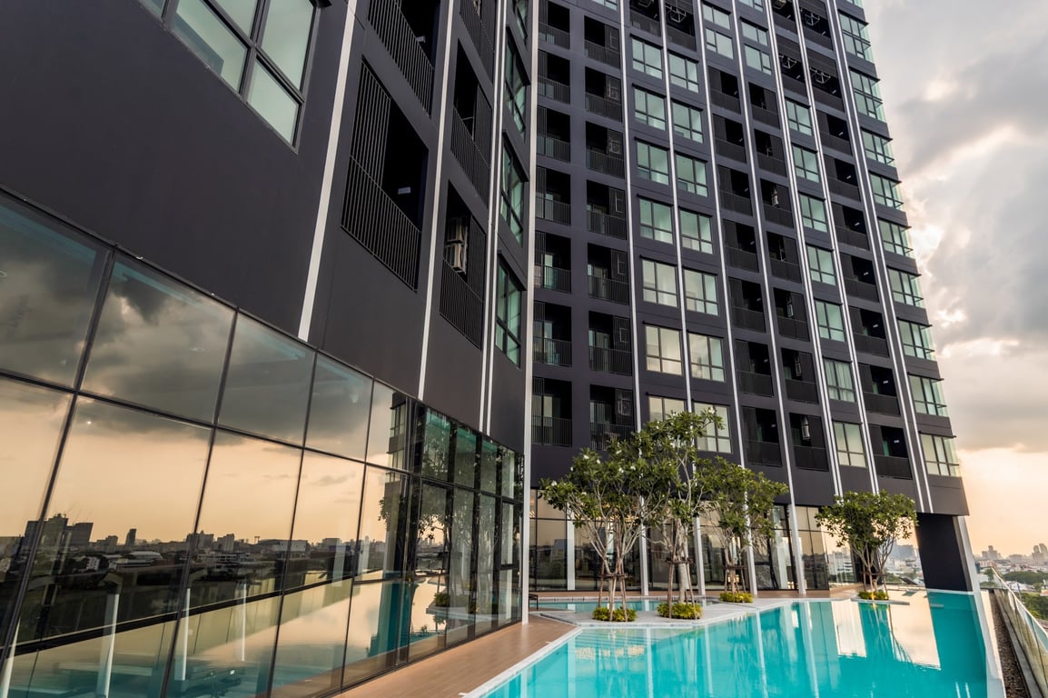 The Rich Rama 9 - Srinakarin