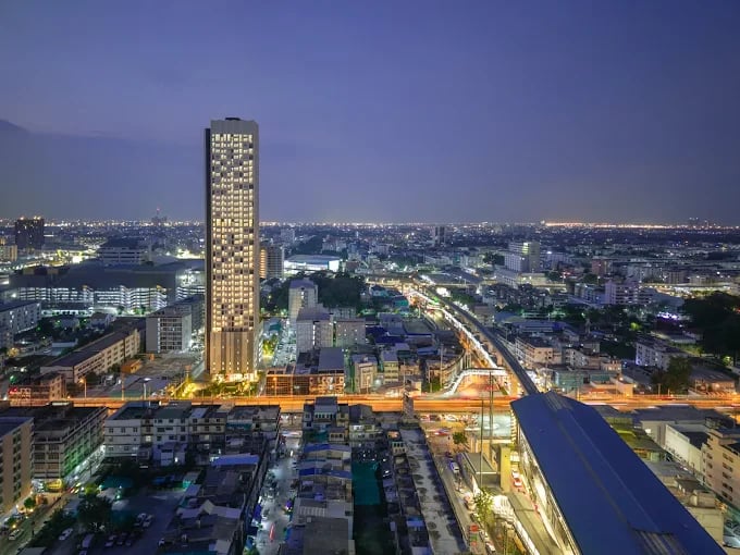 Ideo Ramkhamhaeng-Lamsali Station