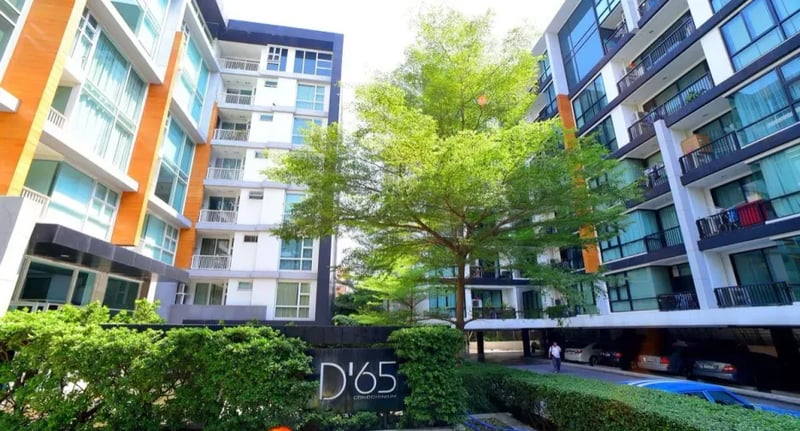 D65 Sukhumvit 65 (Ekkamai)