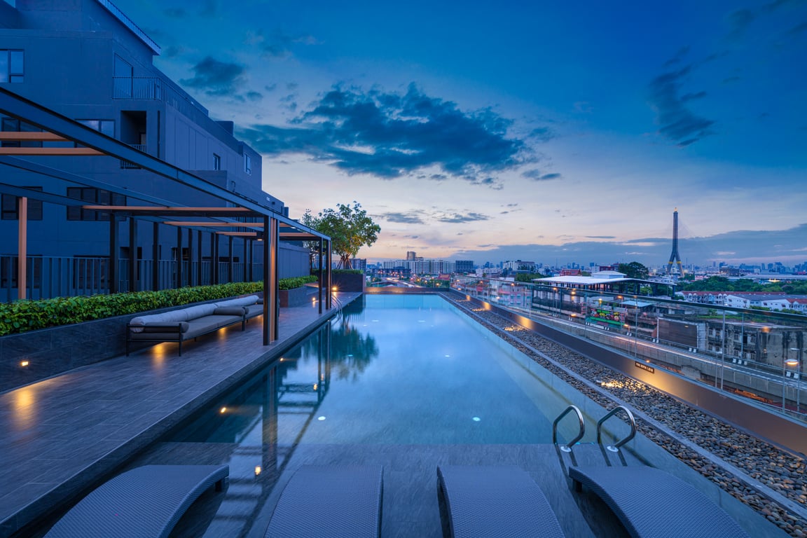 ชีวาทัย ปิ่นเกล้า