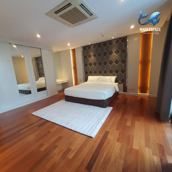 The Four Wings Residence Srinakarin — Luxury Duplex Penthouse | Panoramic City View | Near ARL photo 3