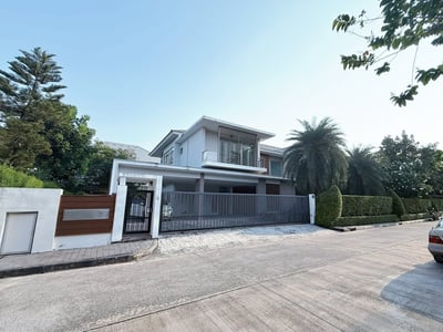 Perfect Masterpiece 3 สุขุมวิท 77 — บ้านหรูที่ดินใหญ่ พื้นที่กว้าง | ใกล้สนามบินสุวรรณภูมิ