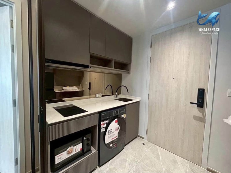 Chapter Thonglor 25 — Corner Unit Pool View | Minimal Luxury Living | Thonglor photo 3