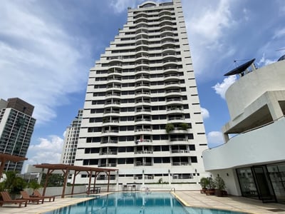 Supalai Place Sukhumvit 39