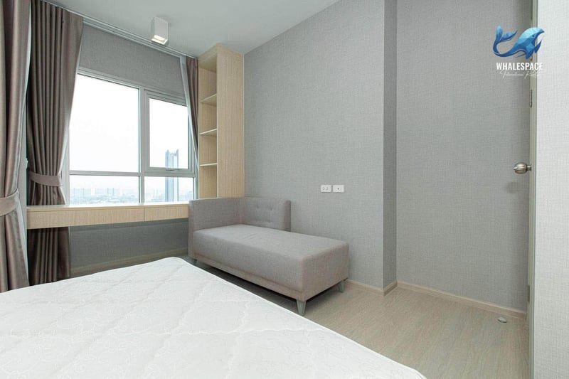 Chapter One Shine Bangpo — High-Floor 28th Floor Panoramic Chao Phraya River View Condo | 2 Car Parking Allocations & Free MRT Shuttle Bus photo 4