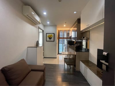 The Line Asoke-Ratchada - Modern 1BR Fully Furnished Condo Near MRT Phra Ram 9