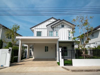 Villaggio 3 Srinakarin-Bangna — Pet-Friendly Family House | EV Charger