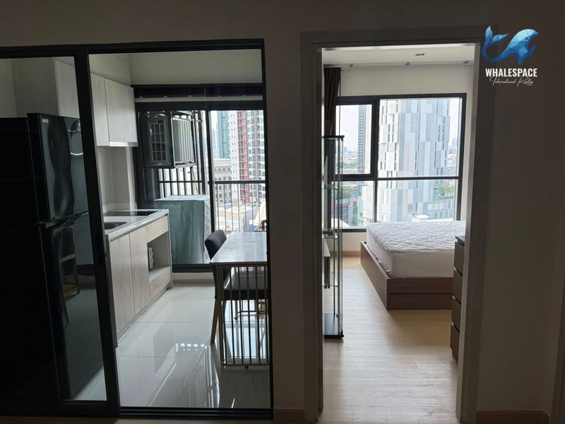 Life Sukhumvit 48 — Renovated High Floor Unit | Near BTS Phra Khanong photo 2