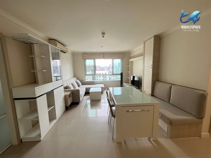 Lumpini Place Rama 9: Spacious 72 sqm 2-Bedroom High-Floor Unit with Pool View photo 2