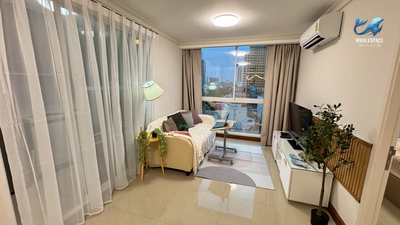 Chateau In Town Phaholyothin 11 — Renovated Corner Feel | Near BTS Ari photo 2