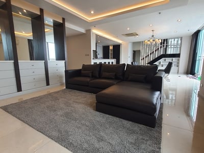 The Four Wings Residence Srinakarin — Luxury Duplex Penthouse | Panoramic City View | Near ARL