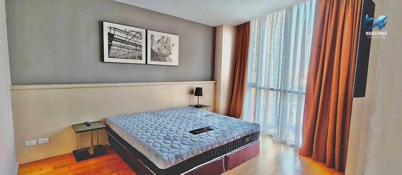 Up Ekkamai — Spacious City View Residence | Prime Ekkamai Living photo 2