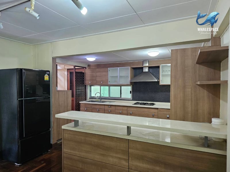 Private Green Detached House | Fully Furnished | Near Ratchawat Market photo 3