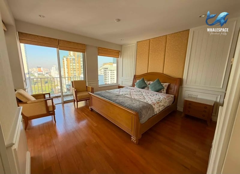 Langsuan Ville | 2 Bedrooms | 160.83 SQ.M. | Private Parking | Chidlom photo 2