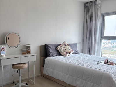 Aspire Sukhumvit 48 — Fully Furnished City View Residence | Near BTS Phra Khanong
