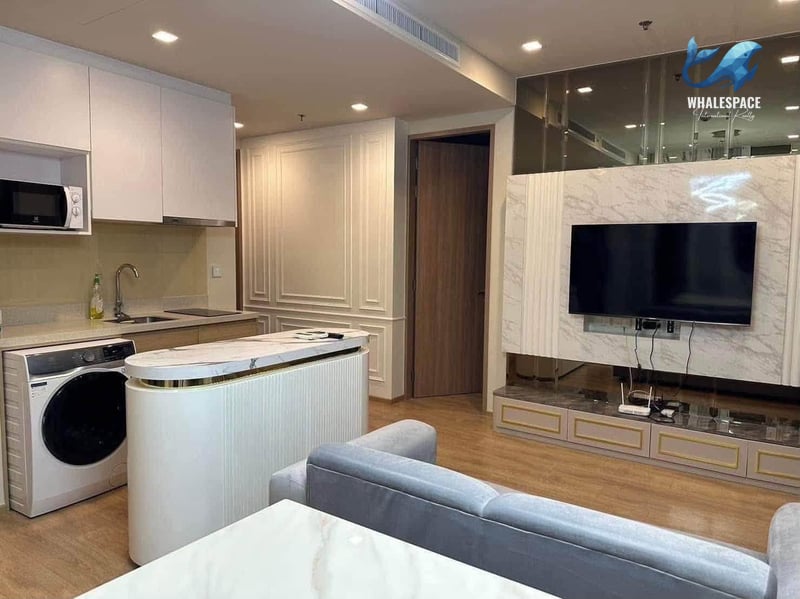Noble Around Sukhumvit 33 — Smart Home Living | Opposite EMSPHERE | Phrom Phong photo 4